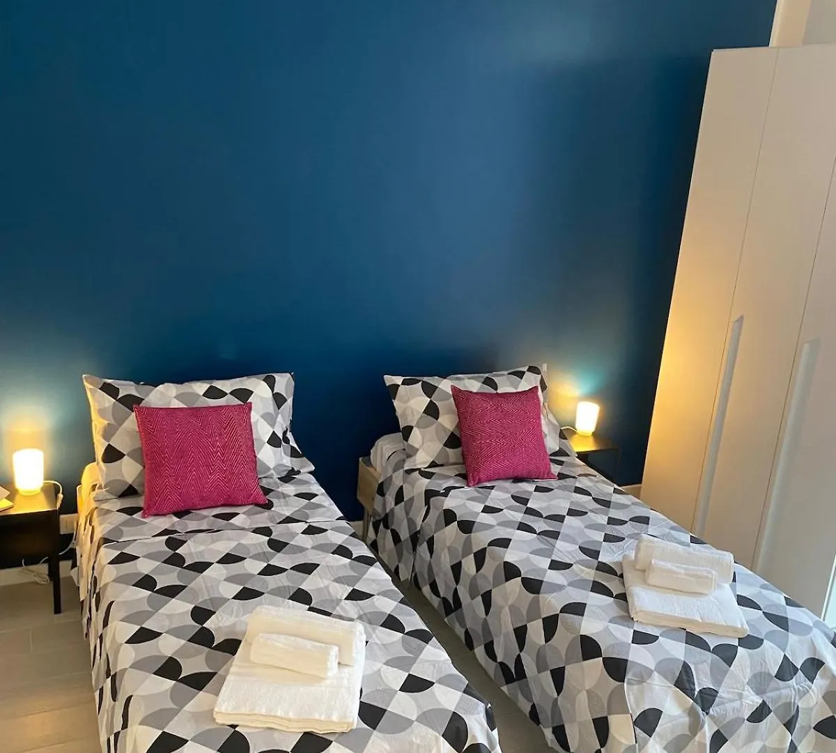 Tirelli Apartment Roma 0*, Rome Italy