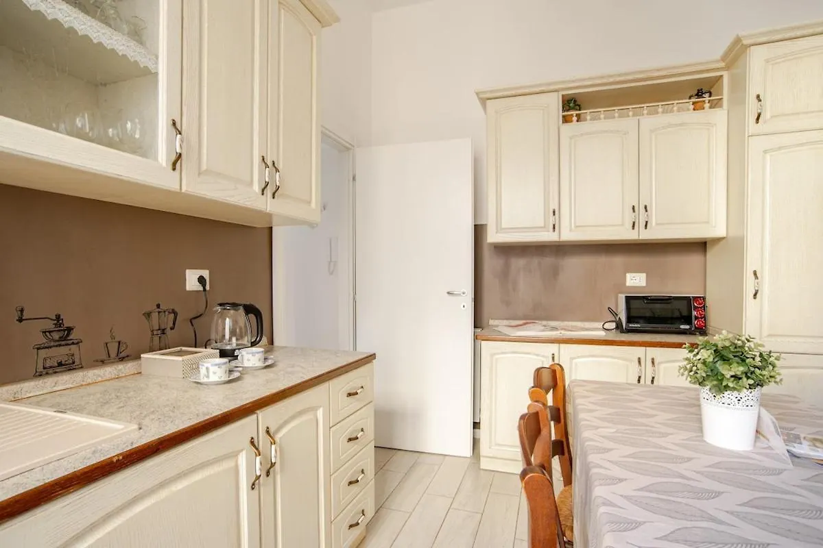 Tirelli Apartment Roma Italy