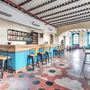 Borgo Ripa Urban Travel Hostel