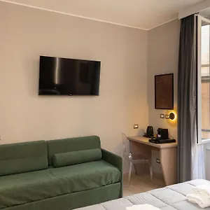 Iron Luxury Konukevi