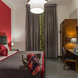 3* מלון Navona Colors